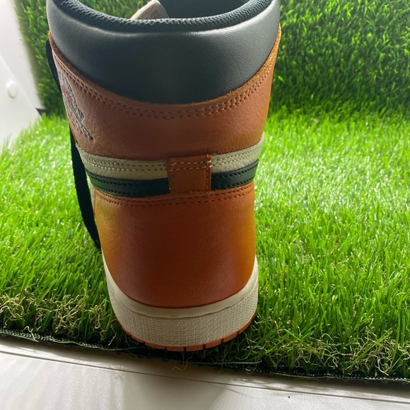 Shattered Backboards Jordan 1 - Picture 5 of 8